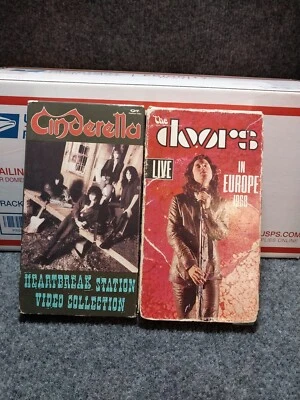 Cinderella: Heartbreak Station Video/ The Doors Live Europe1968 VHS Foto 1 de 2
