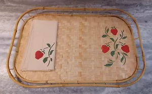 Set Of 4 Bamboo and Rattan Apple Stenciled Serving Tray Set With Napkins - Picture 1 of 6