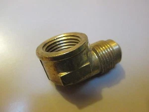 (5) BRASS  Elbows 200 psi, 1/2 "Female npt FIP x 1/2 " flare male #406920 - Picture 1 of 2