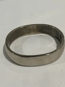 Silver Tone Clamp Bracelet 7” - Picture 1 of 4
