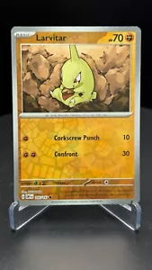 Larvitar 105/197 Holograma Inverso Pokemon Llamas Obsidiana Casi Nuevo 105/197 2023 - Imagen 1 de 2