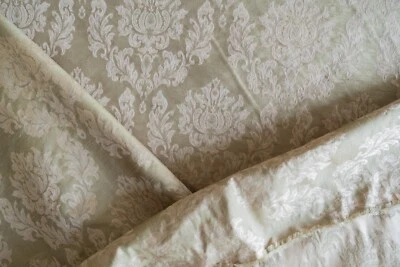 Tela decorativa vintage brocado verde oliva y oro damasco Foto 1 de 4