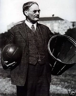 Доктор Джеймс Нейсмит, черно-белое фото 8x10 - Изображение 1 из 1