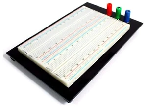 GRAN 21,5x13 cm Panera Electrónica Sin Soldadura Prueba Pan Placa PCB 1660 Agujeros - Imagen 1 de 2