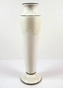 Lenox Bud Vase Wedding Promises 8.25" H Leaf Border Polka Dots & Silver Trim - Picture 1 of 5