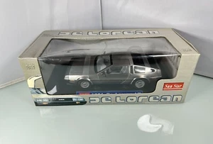 De Lorean DMC 12 LK Coupé 1981 Diecast Sun Star Model 1:18 #2701 con scatola, NUOVO NOS - Foto 1 di 10
