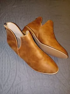 Boutique by Corky's Footwear Vanish Women's Boots Memory Foam Booties Size 9 - Picture 1 of 9