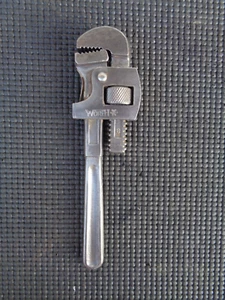 Llave de tubo vintage de 8"" VALE LA PENA - Imagen 1 de 5