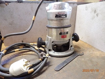 DE COLECCIÓN EE. UU. PORTER CABLE ROCKWELL MODELO 514 ROUTER DE ALTA RESISTENCIA CON 1/2 PINZA Y. Foto 1 de 4