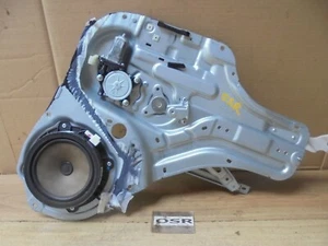 KIA SOUL 2009-2014 ABSEITS FAHRERSEITE HECKSCHEIBENMOTOR REGLER 82460-1M000 - Bild 1 von 8