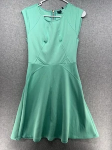 NWT Kaari Womens Dress Size S Teal Round Neck Short Sleeves Polyester - Picture 1 of 8