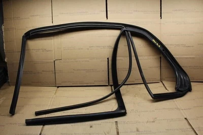 2005 2006 2007 2008 2009 10 VOLKSWAGEN JETTA RIGHT REAR DOOR WINDOW WEATHERSTRIP - Image 1 of 4