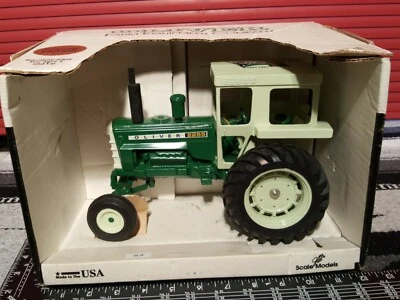 Oliver 2255 1/16 Diecast Farm Tractor Replica Collectible By Scale Models - Image 1 of 4