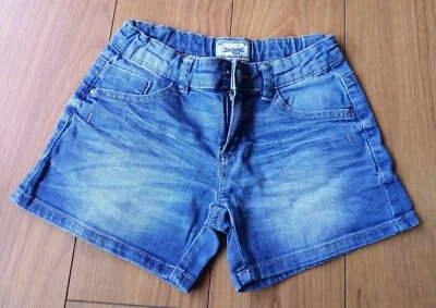 pantalón corto marca Mayoral talla 6 años - Imagen 1 de 3