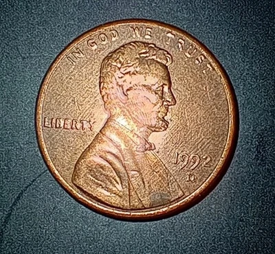 1992 D Lincoln Penny - Image 1 of 2