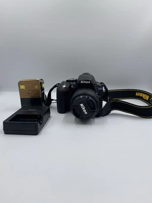 Nikon D5300 DSLR Camera w/ 18-55mm VR II Lens, 2 Batteries, Charger,32gb SD Card - Image 1 of 4