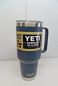 Nuovo! YETI Rambler 42 once Tazza con coperchio in paglia NAVY * - Foto 1 di 4
