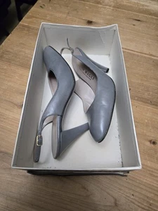 VTG Lt grey Bruno Magli Grey slingback Heels, Size 7 With Box READ DESCRIPTION - Picture 1 of 12