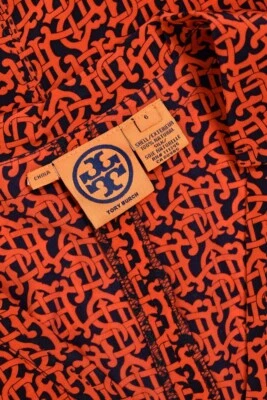 Blusa Top Tory Burch 100% Seda Manga Larga Estampado Rojo/Azul Marino Talla 6 Foto 1 de 4