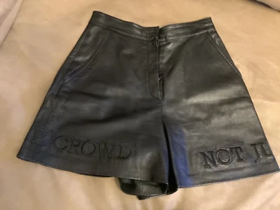 ICEBERG Pantalones Cortos Vintage Cuero Negro Talla 40 Foto 1 de 4