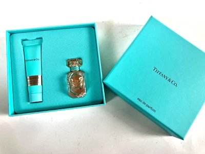 TIFFANY & C0. Mini Perfume y Crema de Manos EDP "Oro Rosa" Set de Regalo -- ¡Nuevo En Caja!! Foto 1 de 4