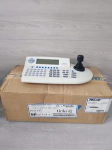 PELCO BY SCHNEIDER ELECTRIC CM9760-KBD-UK REV A4 KYBORD FULL FUNC W/UK PWR CRD - Picture 1 of 6