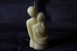 Romantic Couple Beewax Candle Organic | Hemp Wick