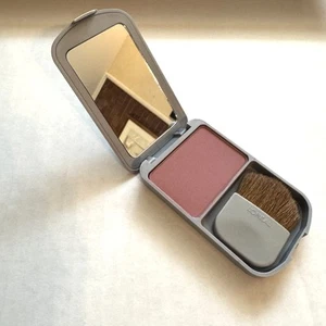 L'Oreal Feel Naturale Light Softening Blush Shade PINCHED PINK Loreal htf nwob - Picture 1 of 4