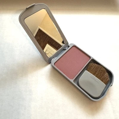 L'Oreal Feel Naturale Light Softening Blush Shade PINCHED PINK Loreal htf nwob - Image 1 of 4