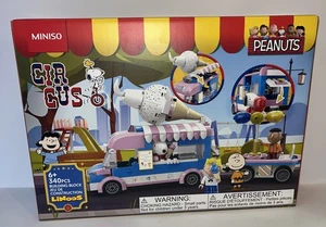 Peanuts® Snoopy Circus Ice-Cream Truck Building Block Set Compatible - Picture 1 of 6