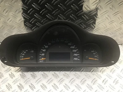 Tachimetro Mercedes Classe C SportCoupe (CL203) C 200 COMPRESSORE 120kW 163cv A2 - Immagine 1 di 4