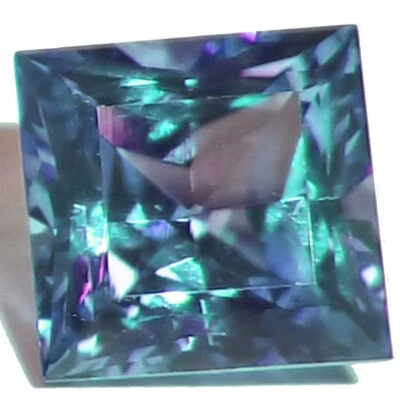 Gemas sueltas cuadradas de cambio de color tipo alejandrita de zafiro creado en laboratorio (4 opciones) Foto 1 de 4