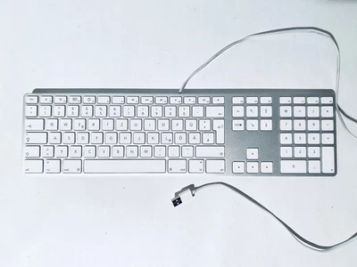 Apple Keyboard A1243 -QWERTZ Deutsch Tastatur, Silber/Weiß - Bild 1 von 4