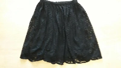 Falda forrada de encaje negra para mujer de Xhilaration talla mediana Foto 1 de 4
