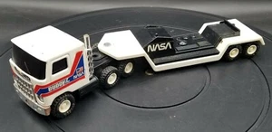 Buddy L NASA Space Shuttle Carrier Mack semi camion e rimorchio anni 80 bruto - Foto 1 di 12