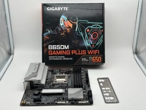 GIGABYTE B650M GAMING PLUS WIFI AM5 LGA 1718 AMD M-ATX DDR5 READ/FOR PARTS - Zdjęcie 1 z 10