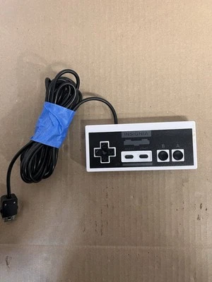 Insignia NES Wired Controller 18LO4A - Image 1 of 4