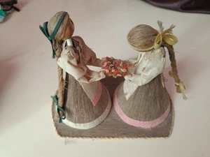 Bamboline tradizionali russe in legno e paglia - Foto 1 di 3