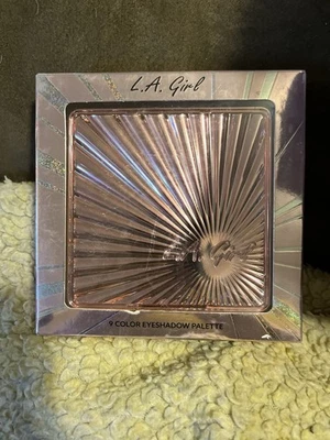 Paleta de sombras de ojos LA girl 9 tonos Foto 1 de 2