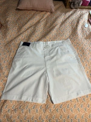 Men’s White Stafford Shorts Flat Front Size 40 - Image 1 of 4