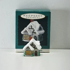 Hallmark Old English Village - Spielzeugladen Miniatur Keepse Ornament - Bild 1 von 8