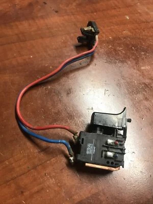 OEM Part Power Switch Assy Bosch 11524 24V Cordless SDS Rotary Hammer Drill - Изображение 1 из 4