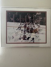 1980 USA Olympic Hockey Team Autographed 16x20 Celebration Photo (20) Gold Medal