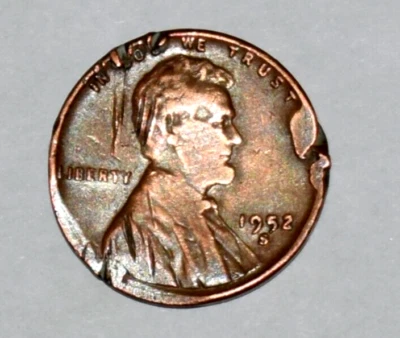 1952 S Lincoln Wheat Cent Error Major Strike Through, Die Stuck Letter Rotation - Image 1 of 4