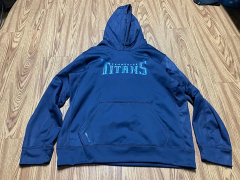 NIKE THERMA-FIT LARGE TENNESSEE TITANS HOODIE SWEATSHIRT Cover