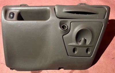 1999 - 2004 年福特 F250 F350 F550 降低中心现金面板挡板原始设备制造商杯架装饰 — 第 1/4 张图片