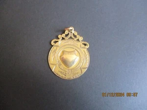 9 ct Gold Fob Apex range by G & E Rodd 1920s to late 40s 2.8 gms - Picture 1 of 5
