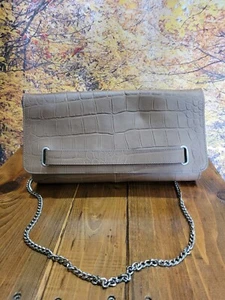HALOGEN Crocodile Embossed Chain Clutch Crossbody Tan Leather Purse - Picture 1 of 4
