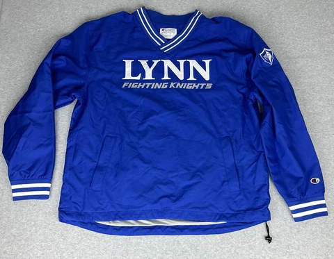 Lynn University pullover jacket by Champion Athletic Wear - Large Vintage Blue Cover