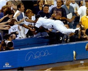 Derek Jeter Yankees Signed 16'' x 20'' Dive vs. Red Sox Photo -Steiner Sports - Picture 1 of 1